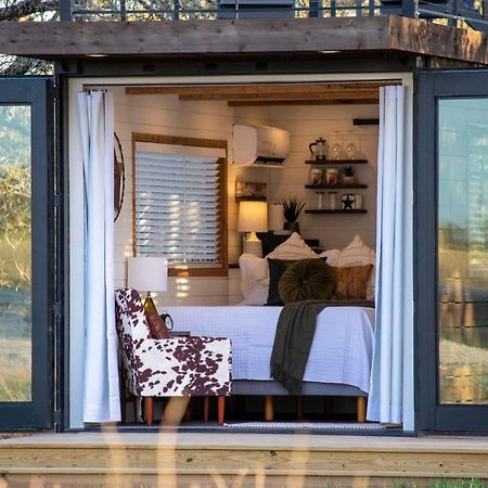 New The Lone Star Shipping Container Villa Фредериксбург Екстериор снимка