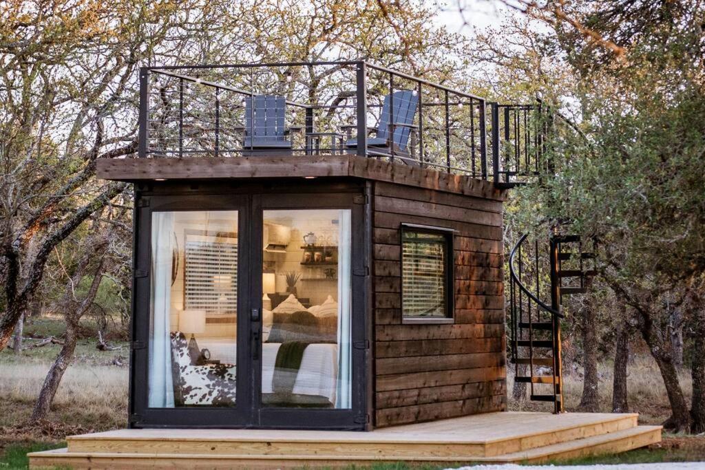 New The Lone Star Shipping Container Villa Фредериксбург Екстериор снимка